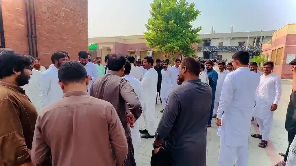 @👑چوہدری 👑
