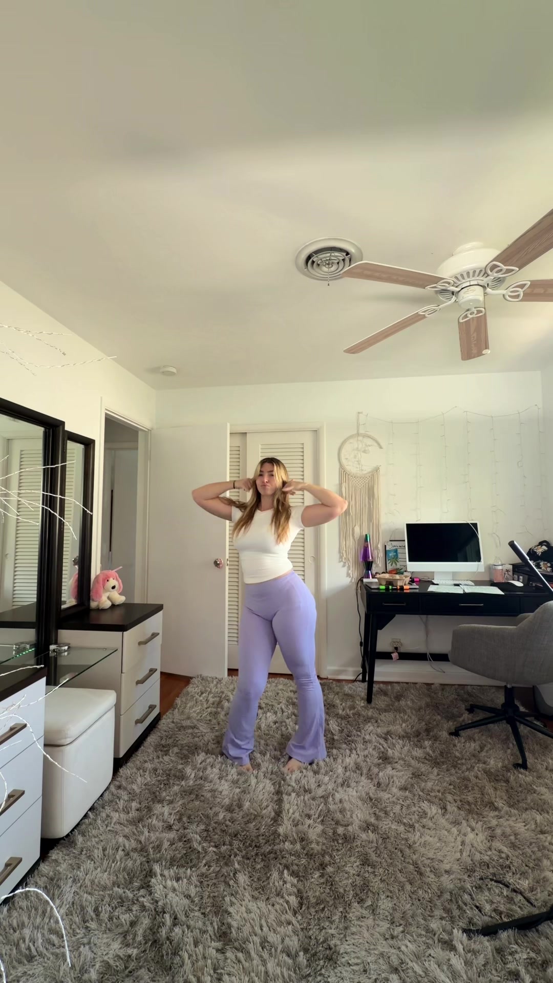 @hellcatqueenz