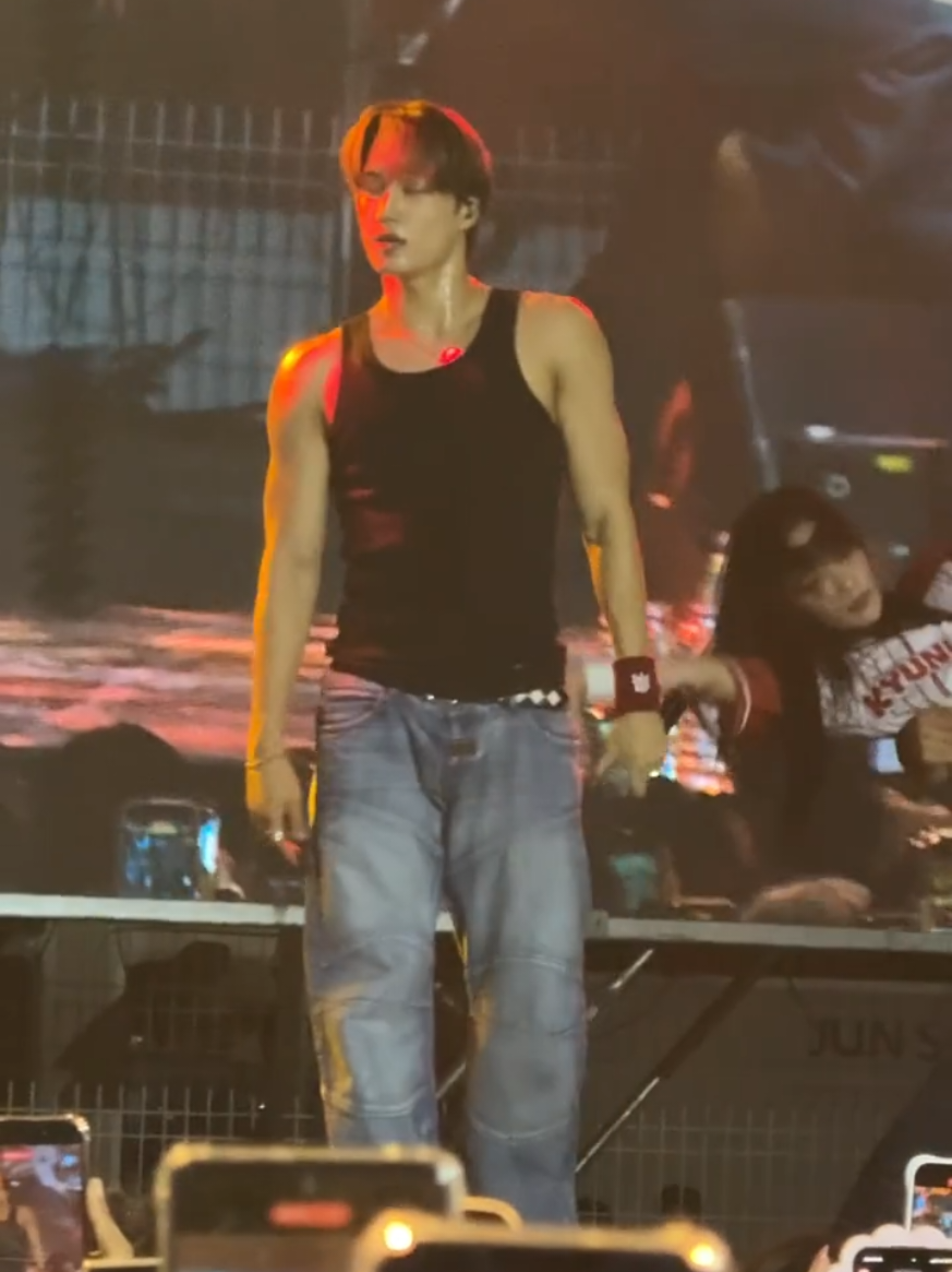 @acervo kim jongin