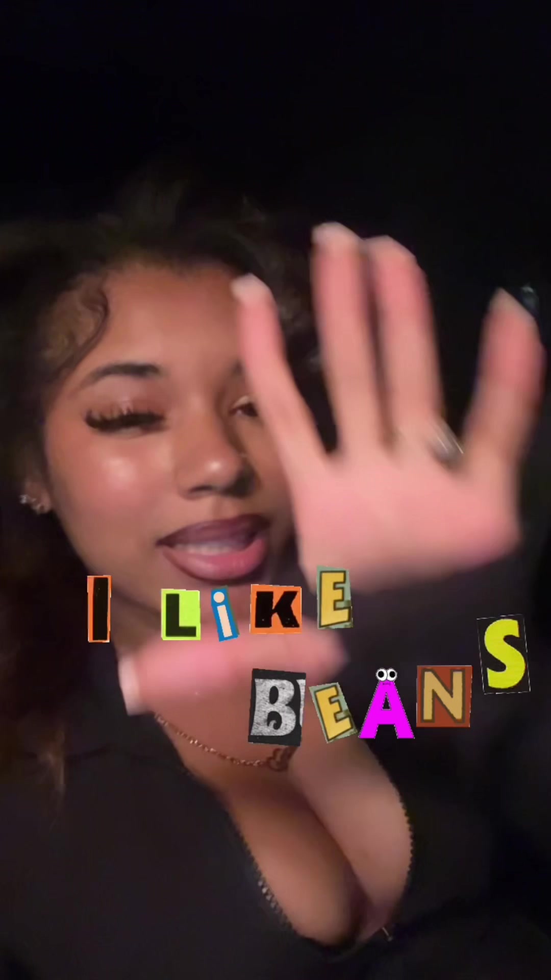 @latinaa<3