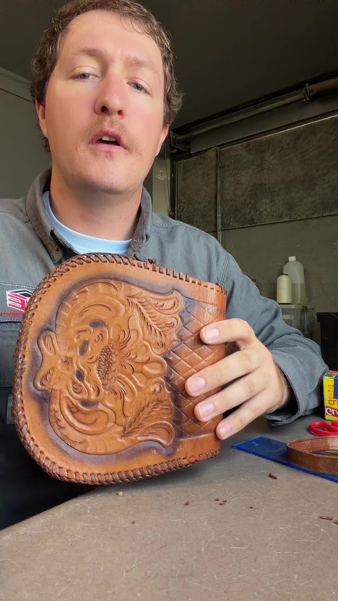 @FireLillyLeather