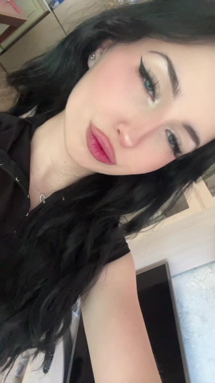 @лена вик