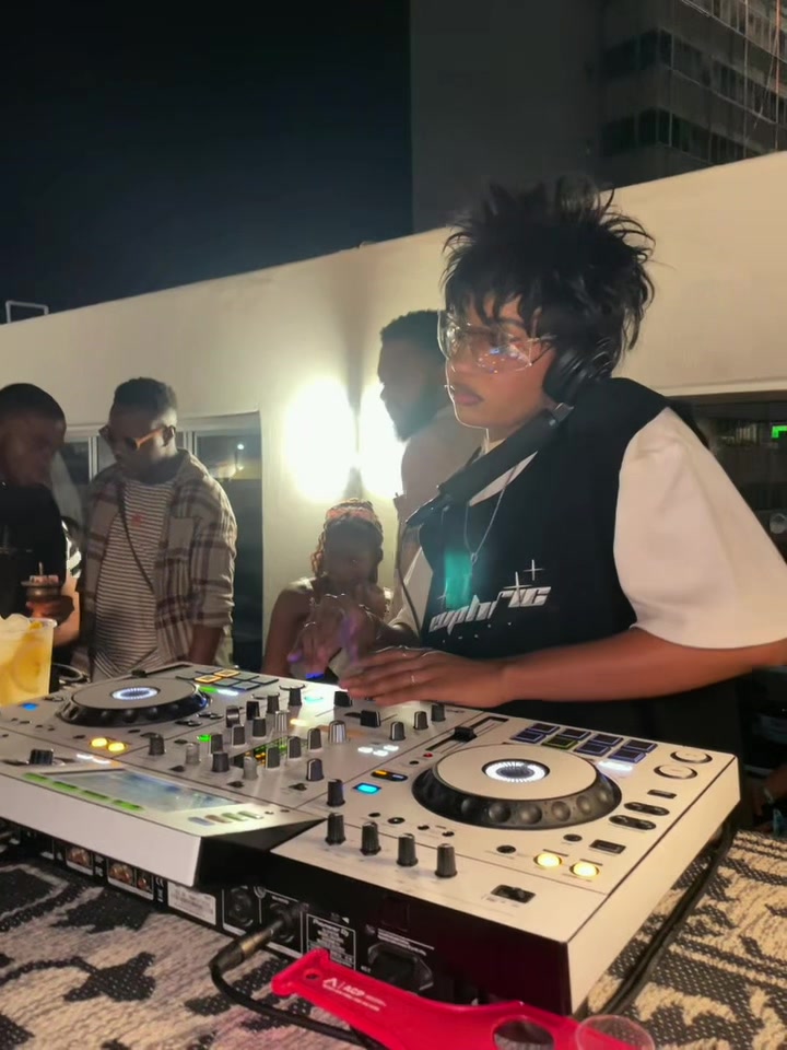 @Solange 🫦