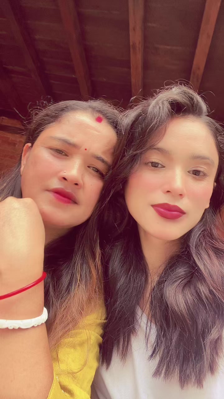 @Dipeee_Thaquri