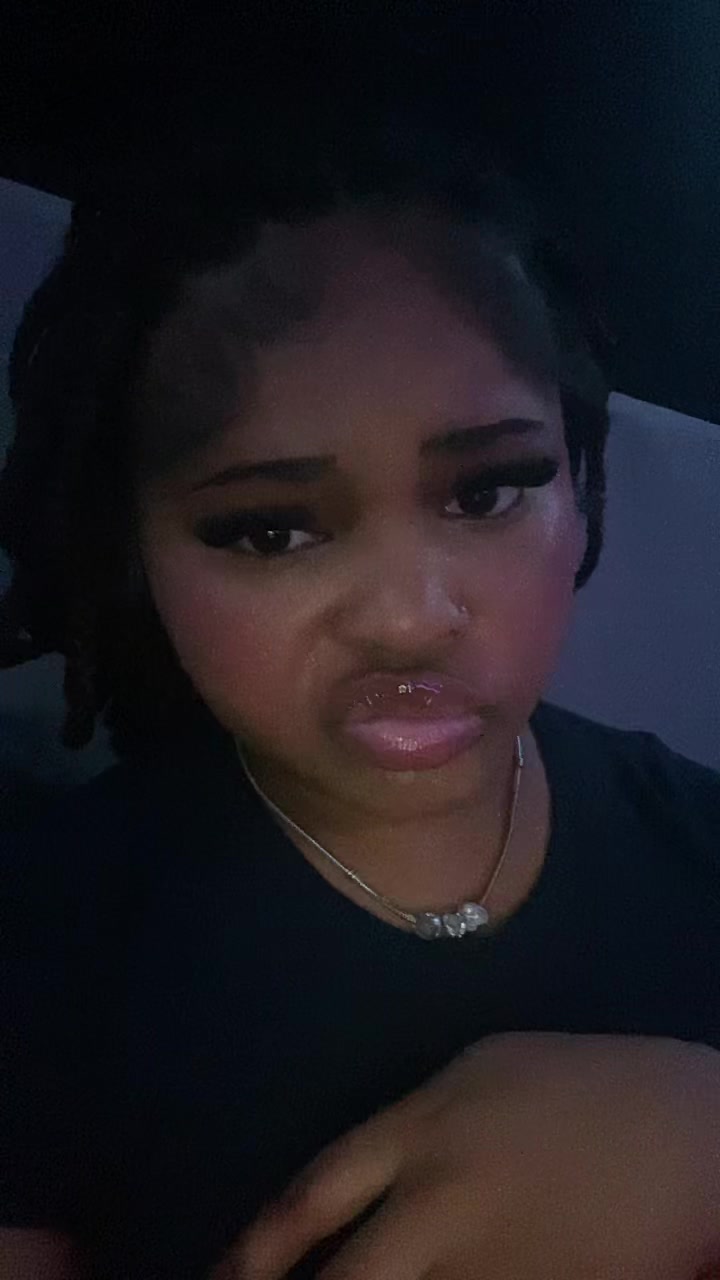 @queenb