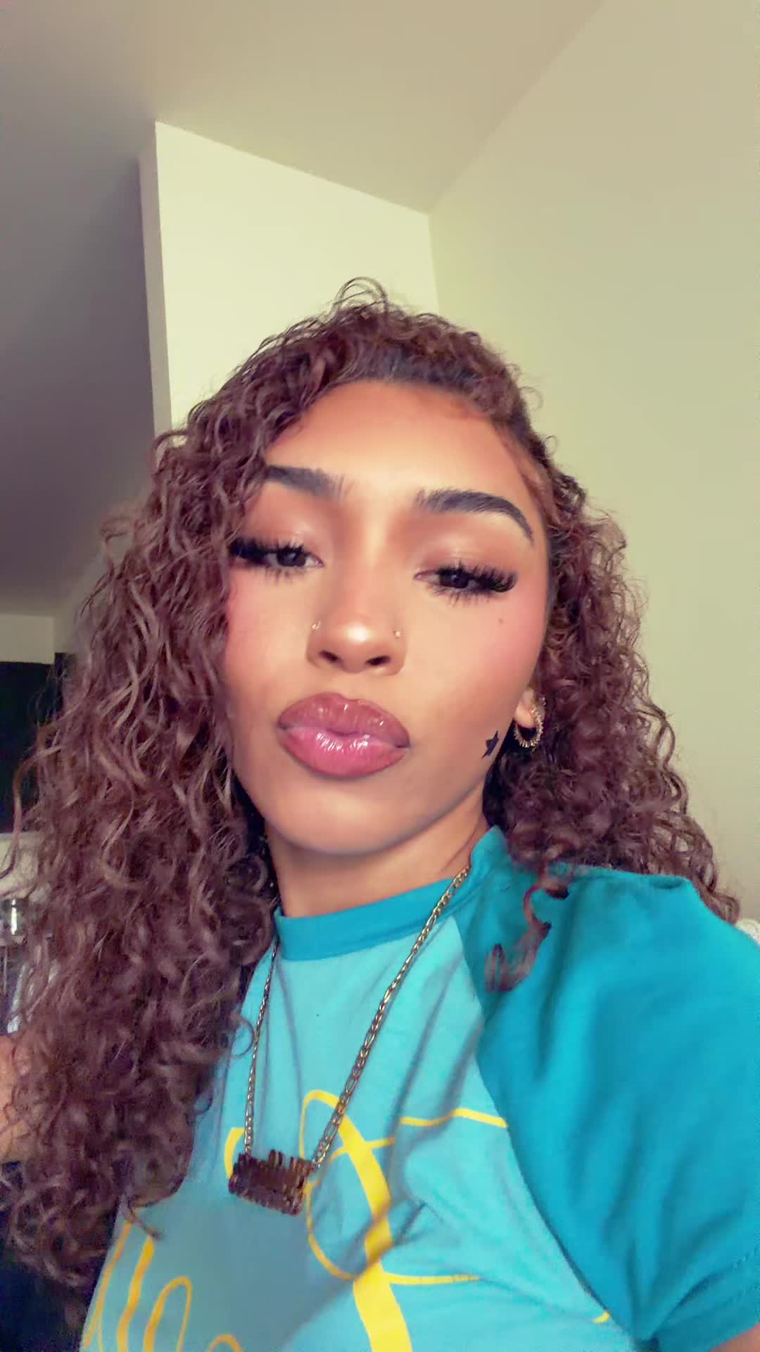 @Lena