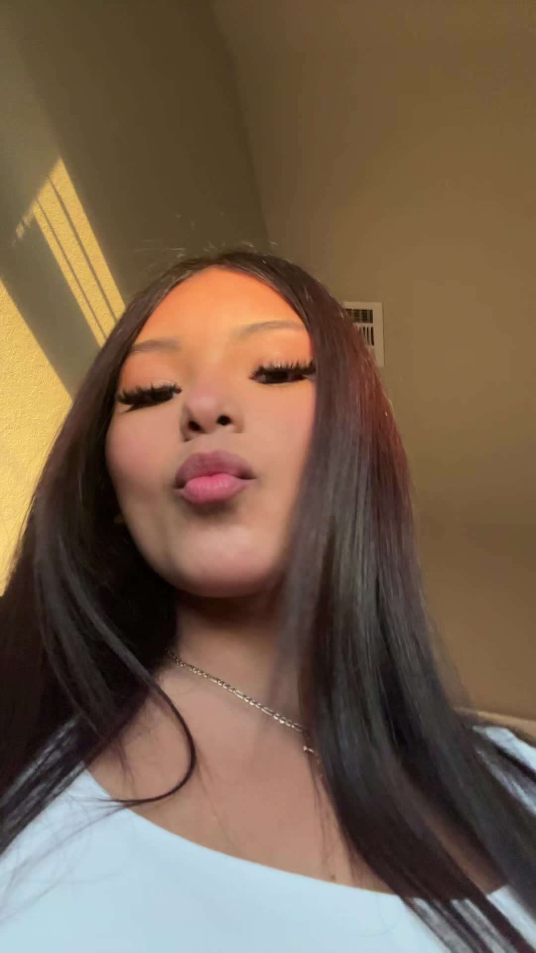 @𝐛𝐫𝐢