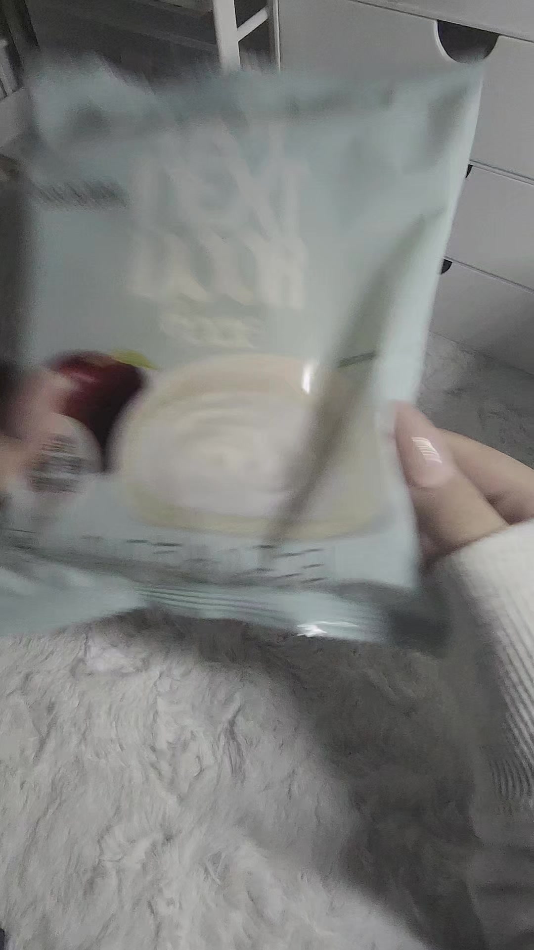 @백율
