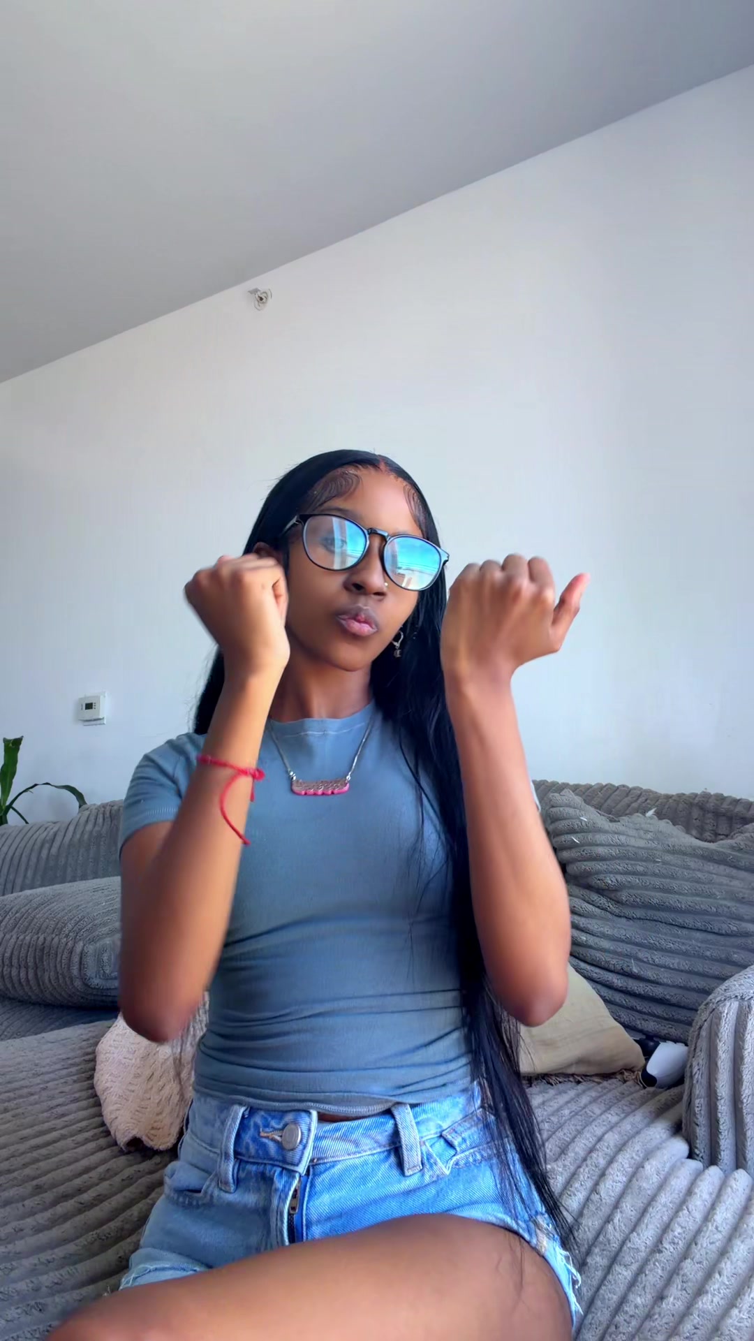 @autumndidougla