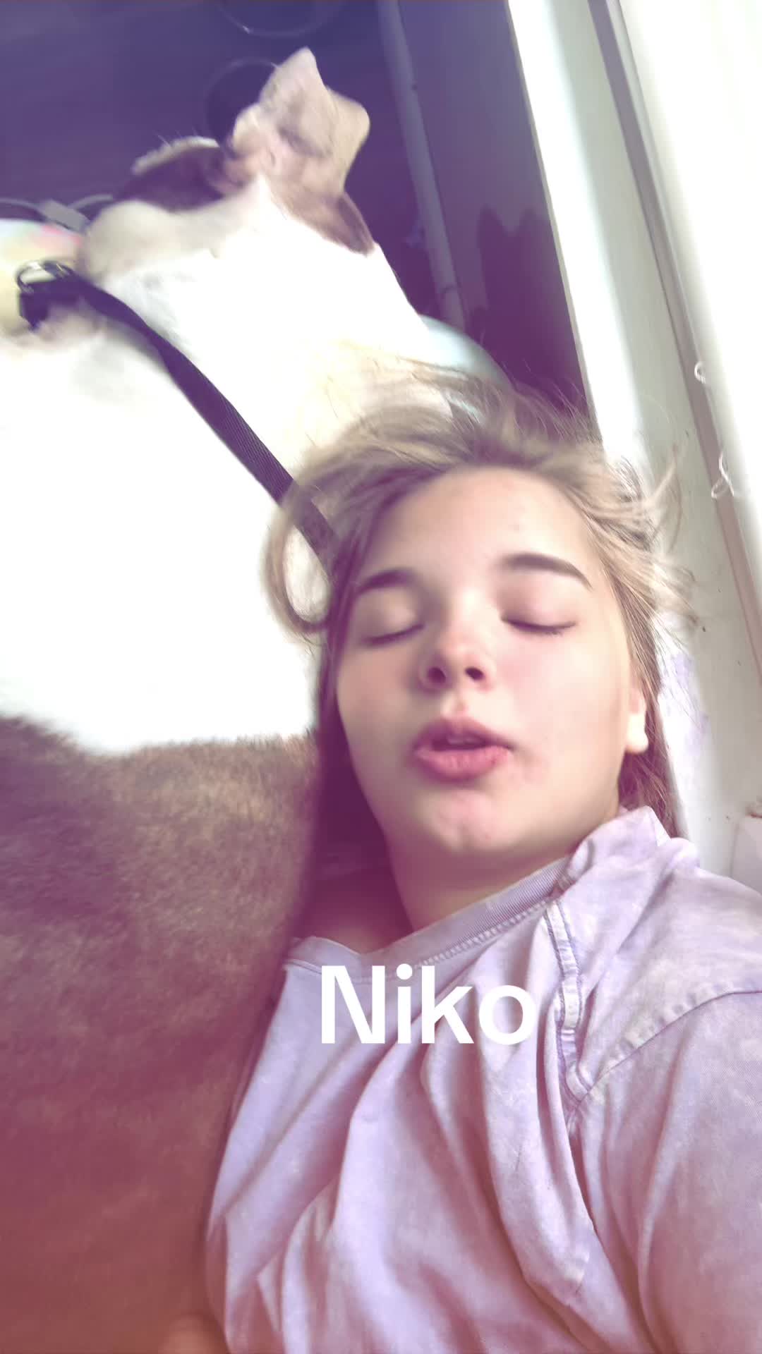 @Sophialantz25