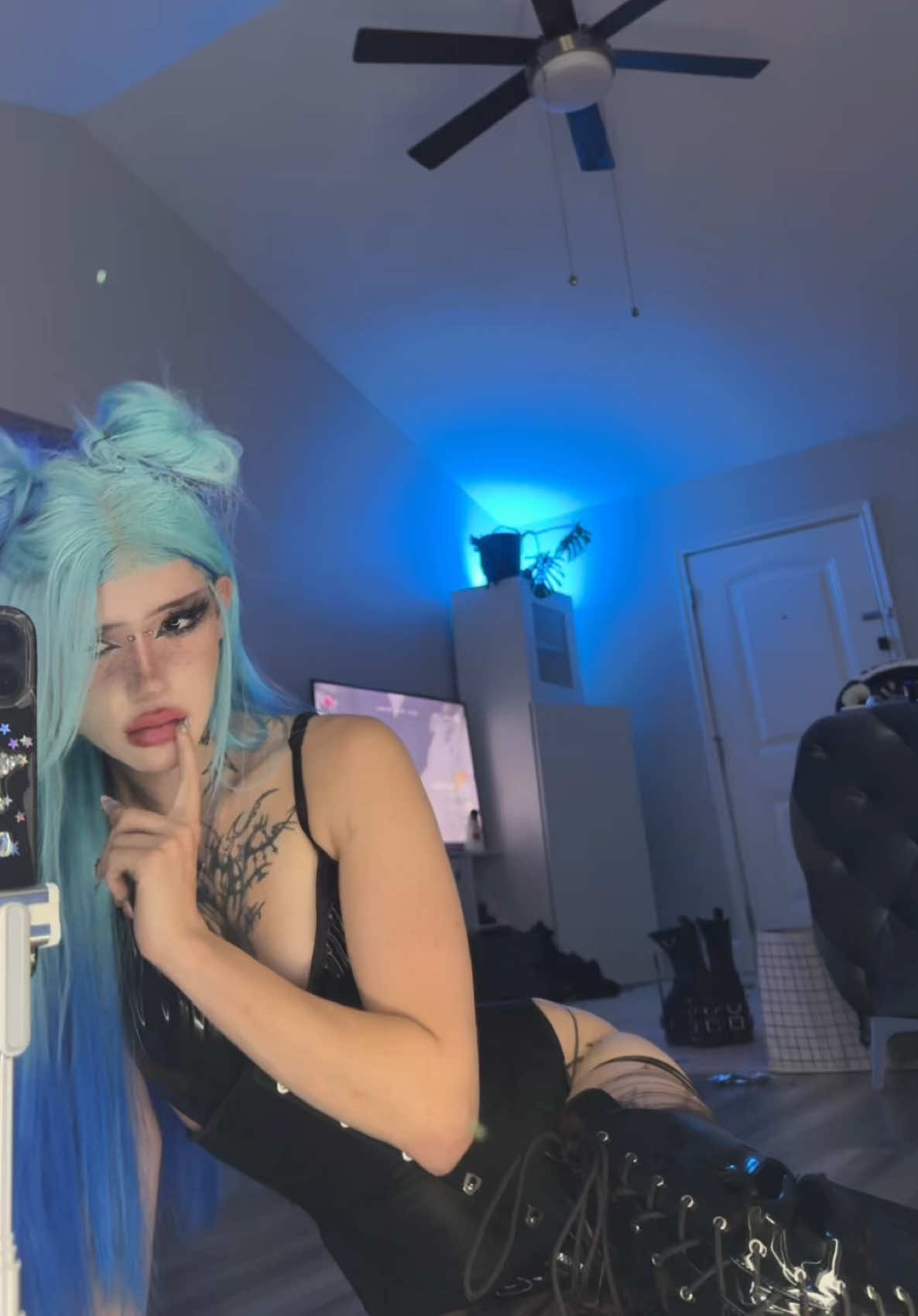 @lazellecyber