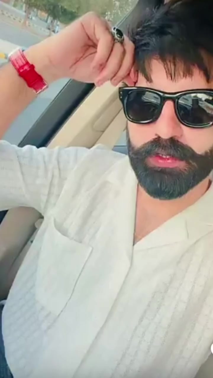 @Malik Rehan awan😎✌