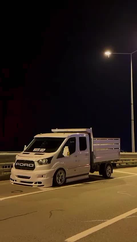 @28aan605