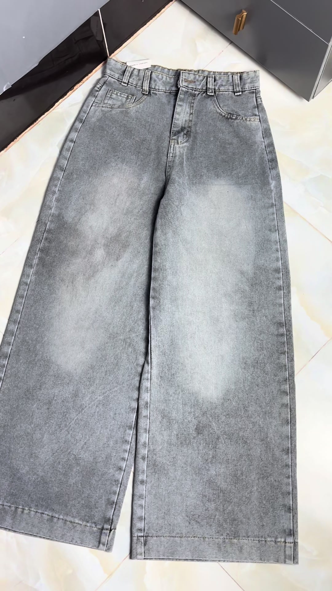@Như &Yacute; Shop