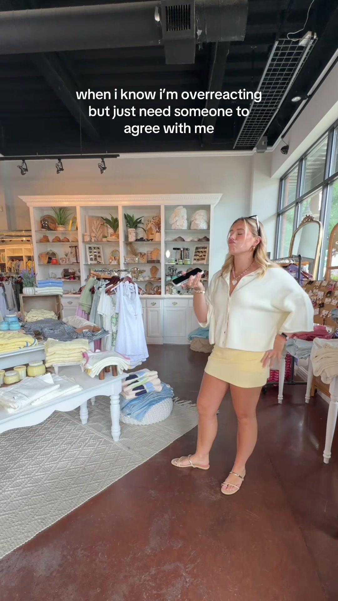 @PAGE 6 BOUTIQUE