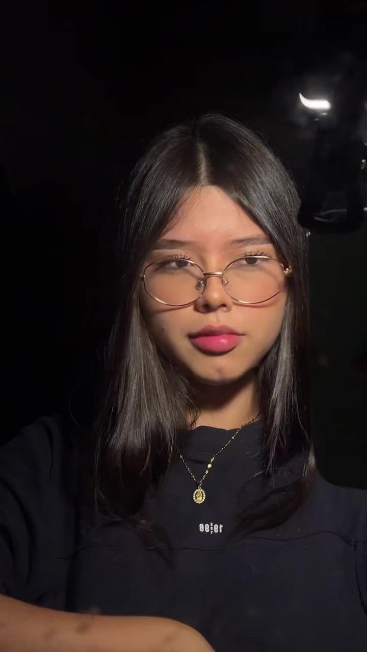 @𝐀𝐋𝐄💋