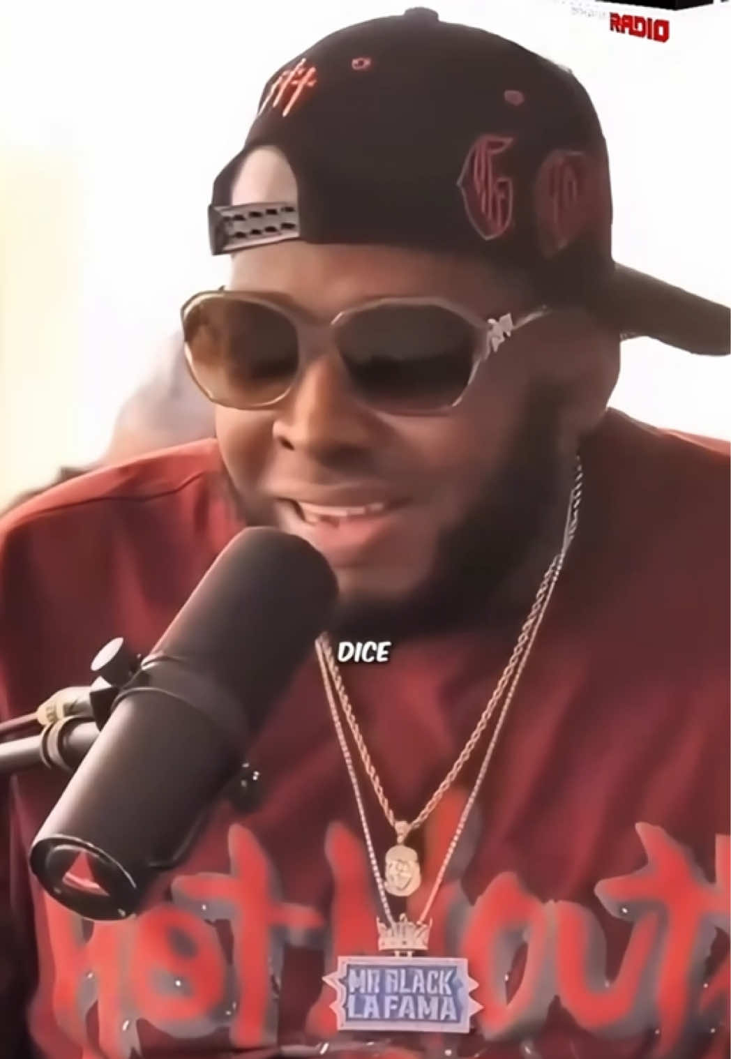 @Mr Black La Fama