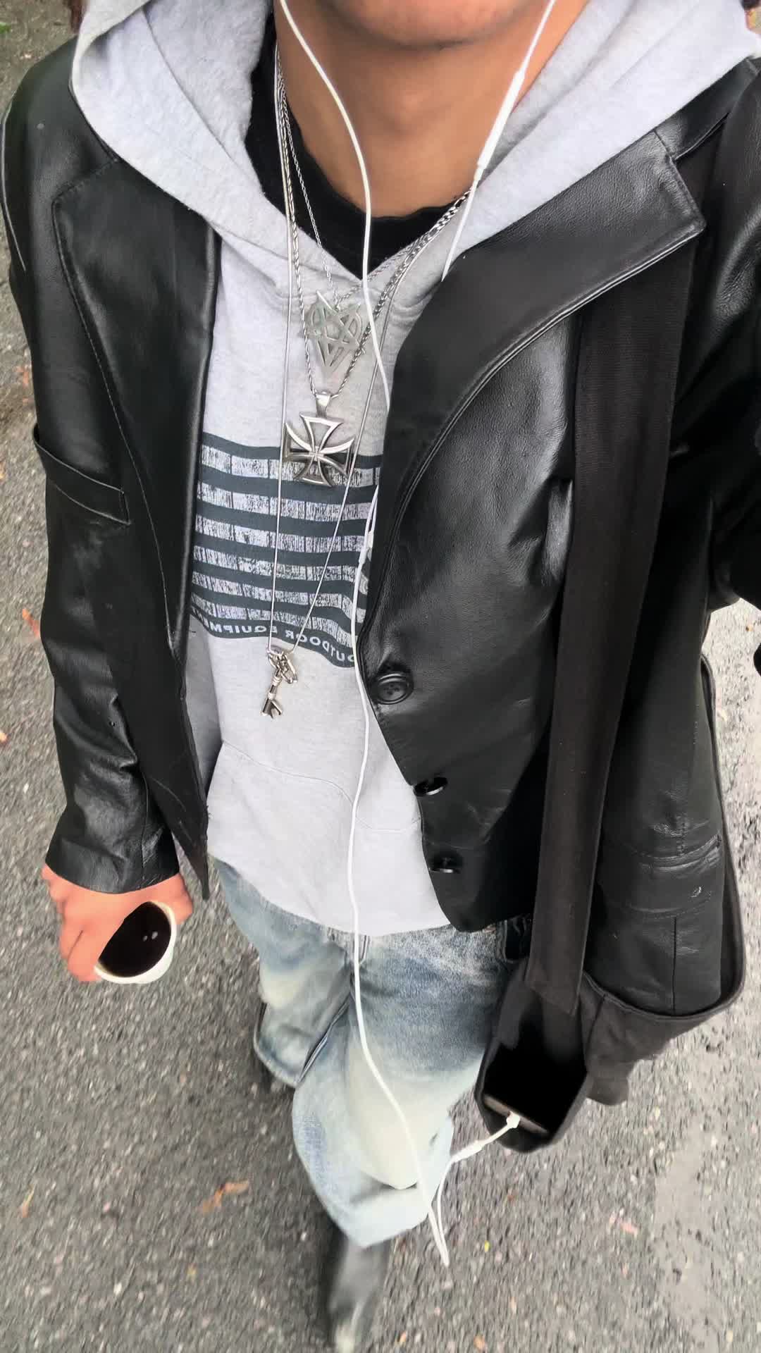 @$