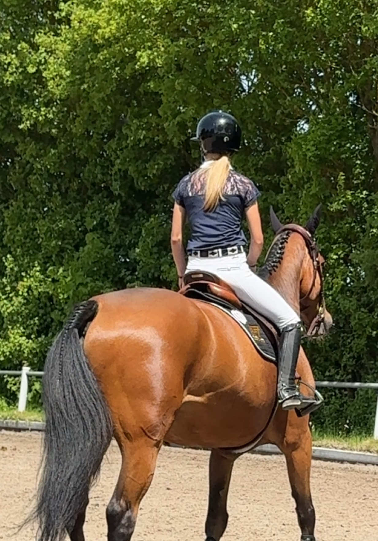 @emmy.equestrian