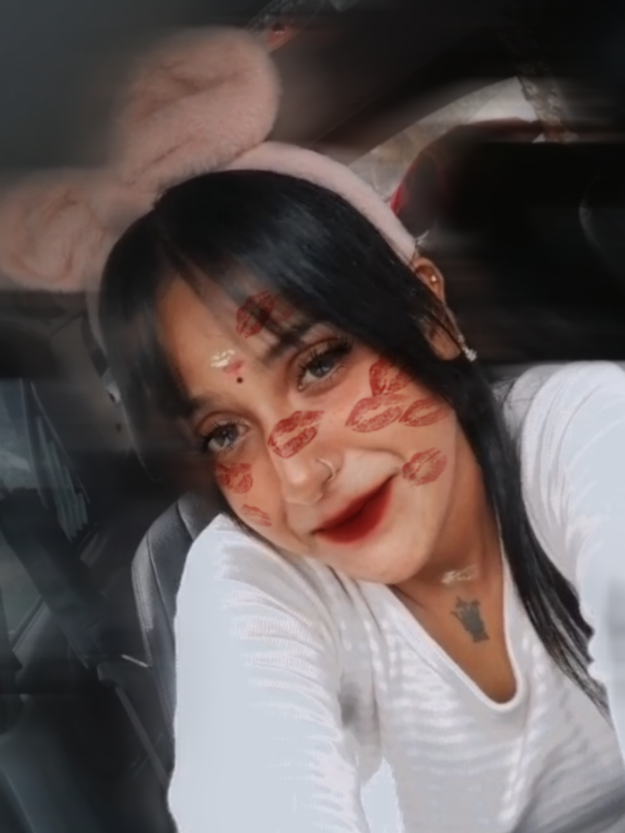 @𝔗𝔥𝔞𝔯𝔞𝔞 🦋🤍🌙