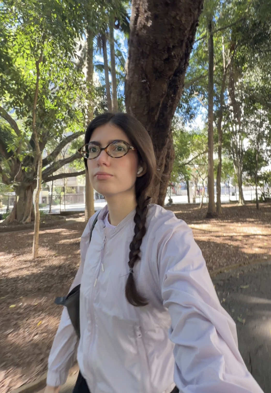 @Isabela Sequetin
