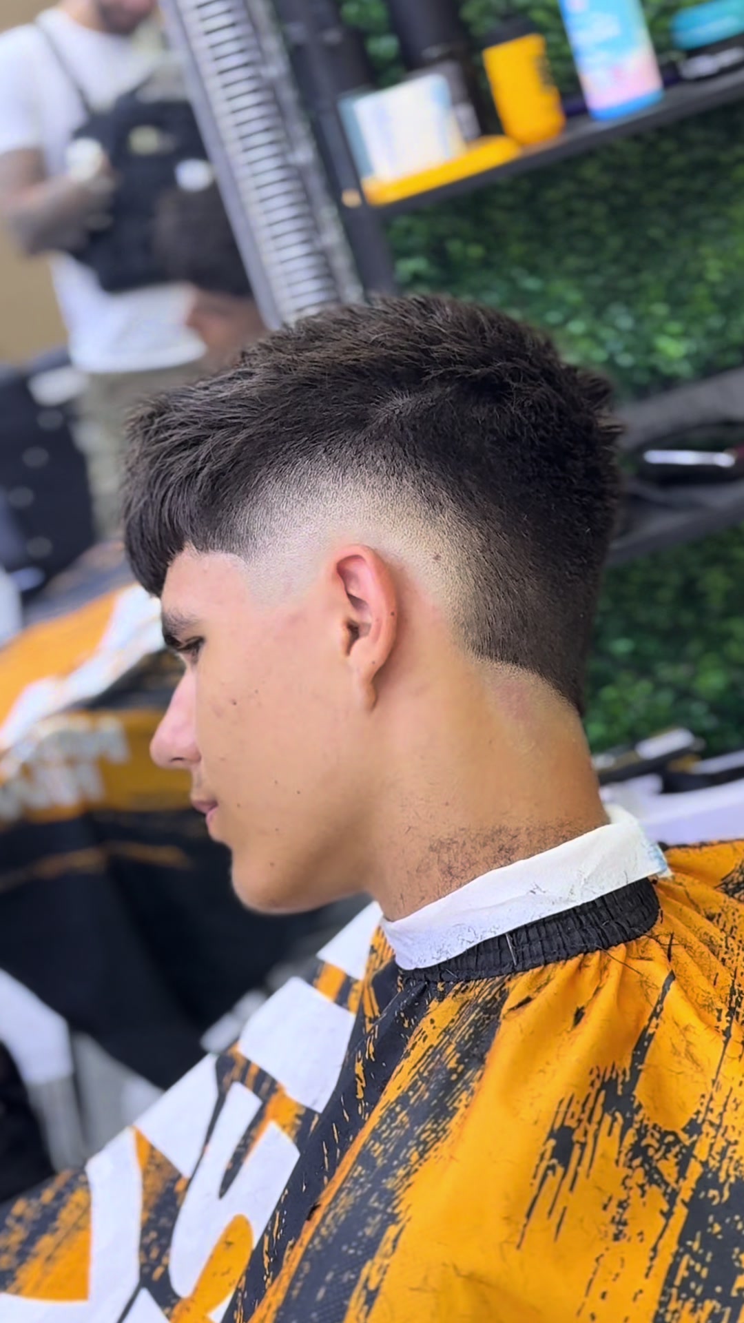@FRESH BARBERSHOP