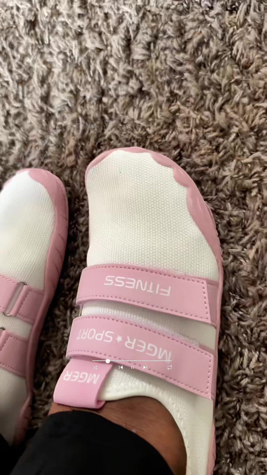 @larae_000