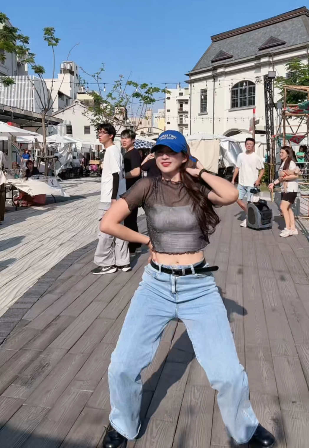 @張溱芹