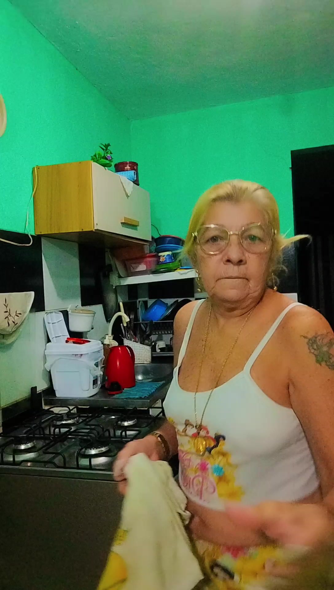 @&Acirc;ngela Eust&aacute;quio