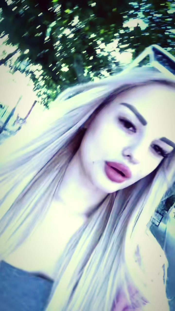 @karina_bloom_