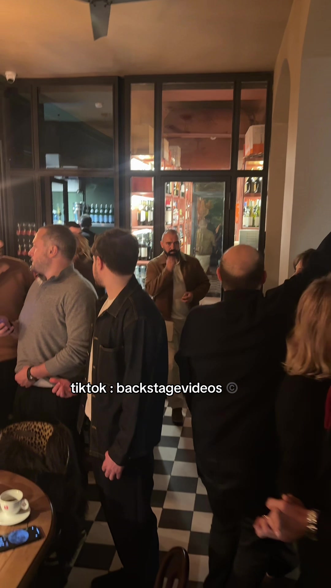 @Backstagevideos