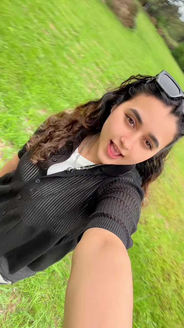 @❣️karunaa❤️
