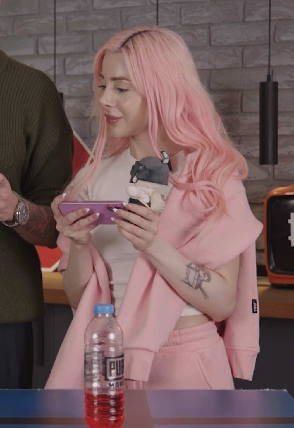 @Sera
