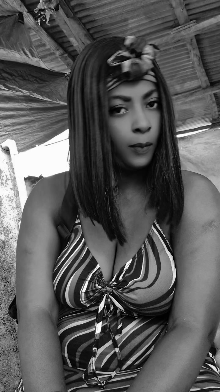 @sherloo la courageuse