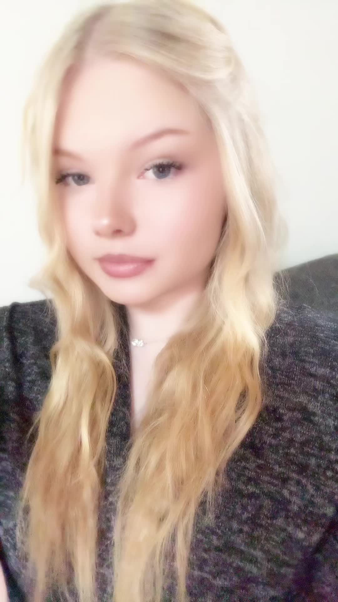 @𝒦𝓮𝓵𝓵𝓎𝓫𝓵𝓭 ⚜️