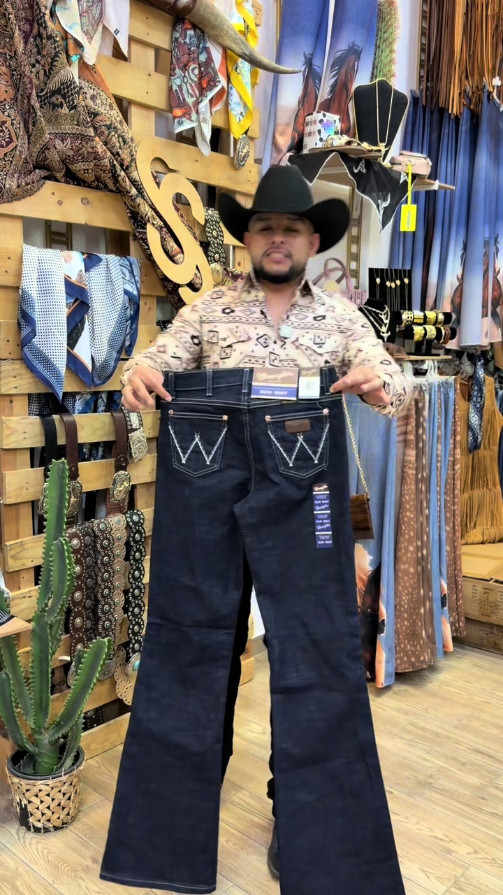 @crissney.cowstore