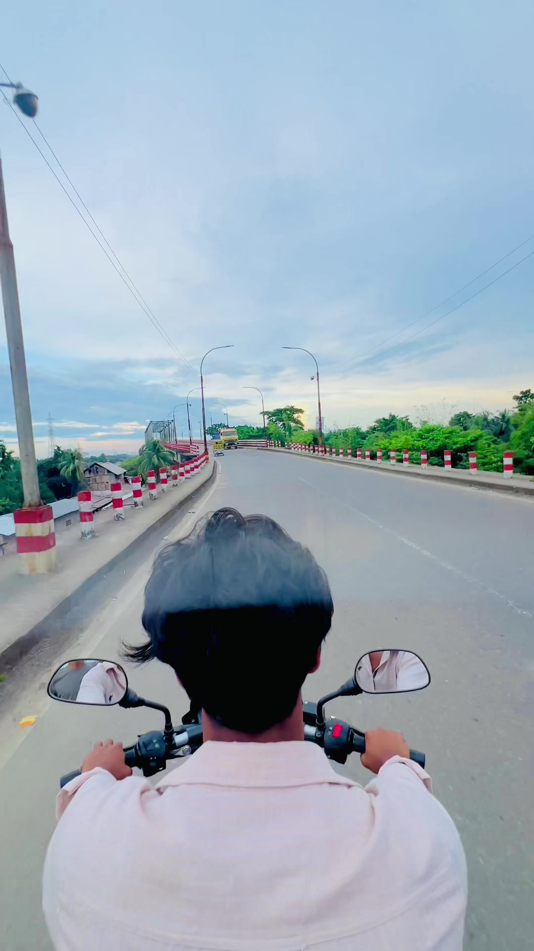 @đ¯đđđ
đđ......Bbz