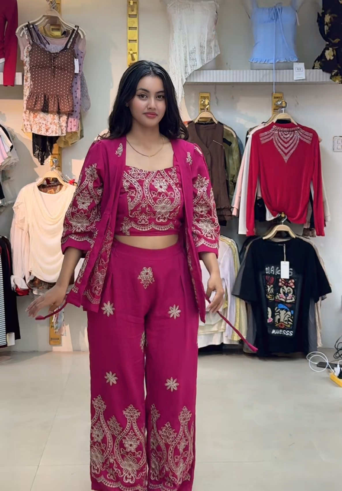 @aryaz_fashion20
