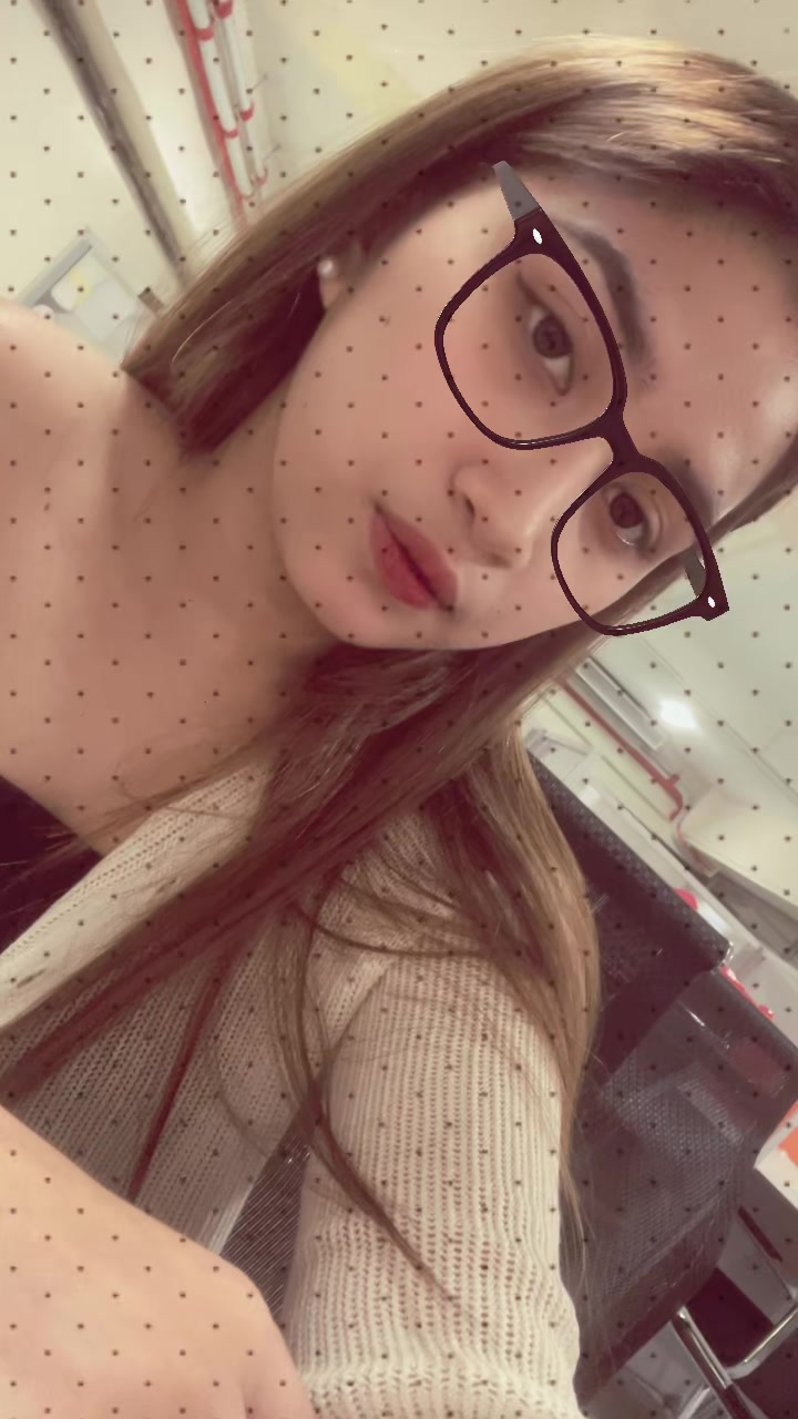 @Desireeee