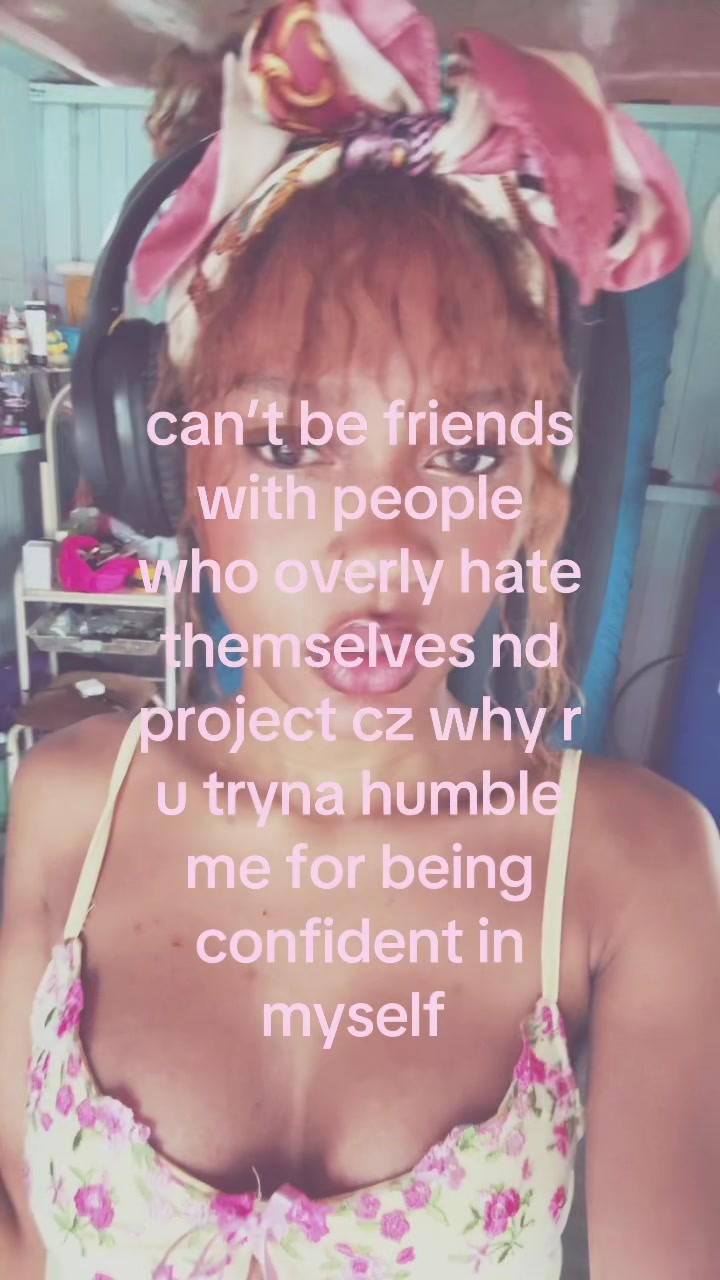 @𝐻𝒶𝓁𝑜 🪽