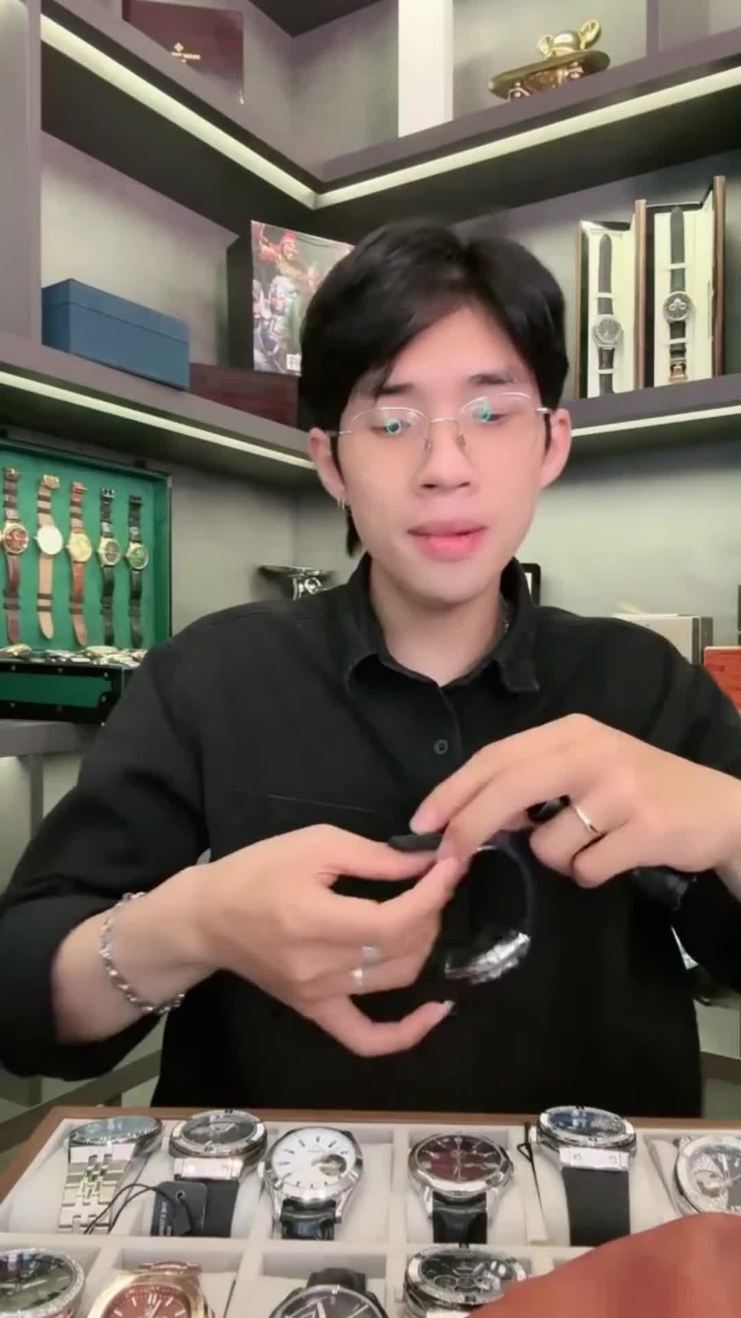 @Do&atilde;n Gia T&acirc;n