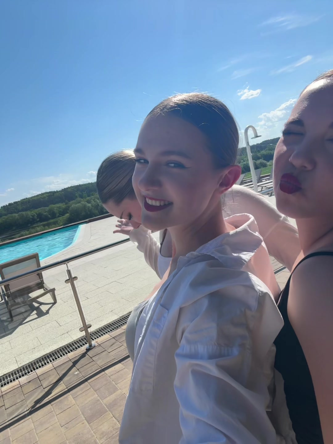 @Дели