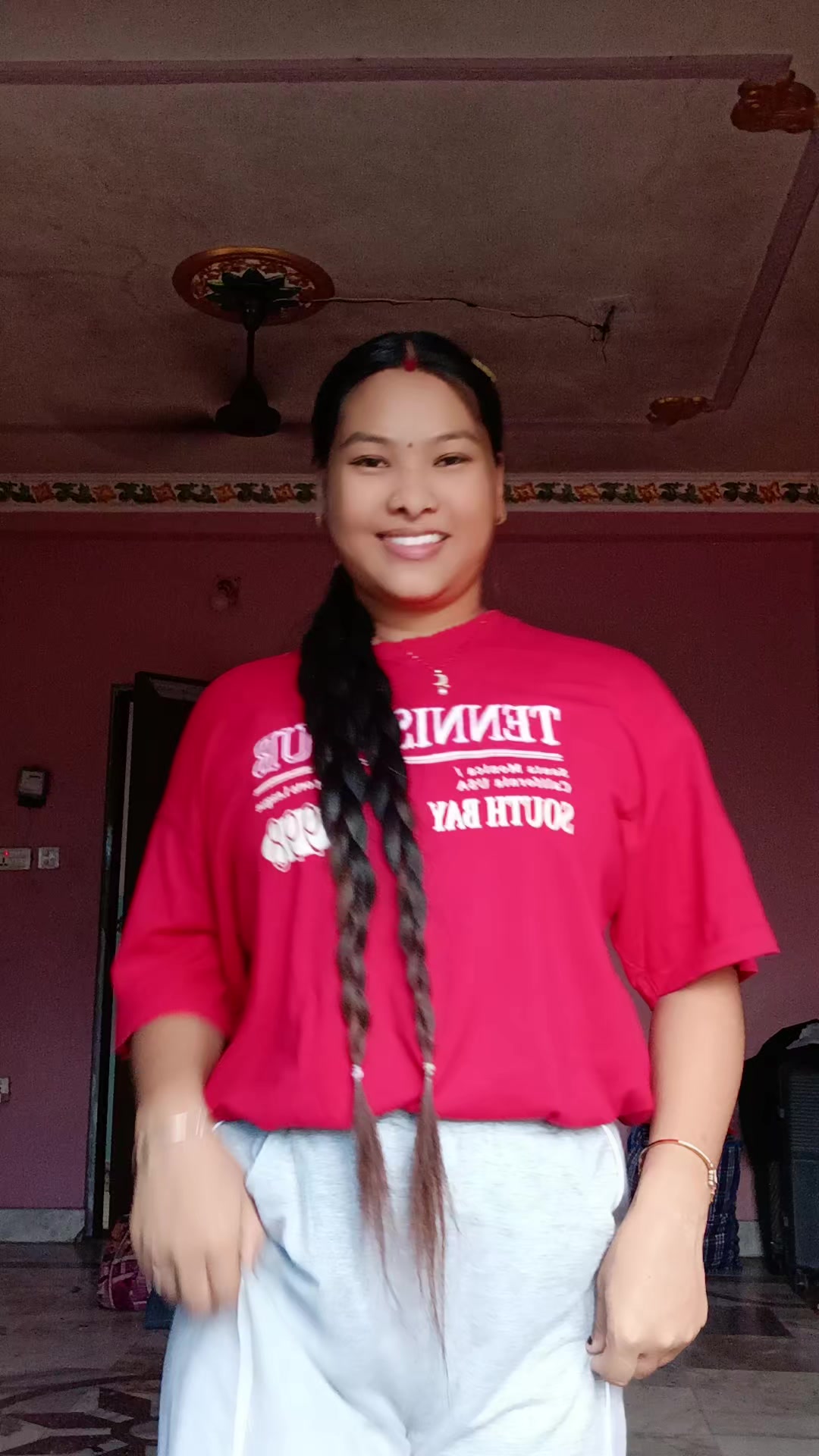 @Miss thapa 💋🤞