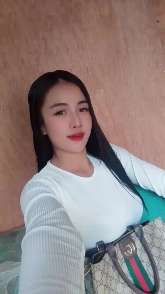 @Melay🫶
