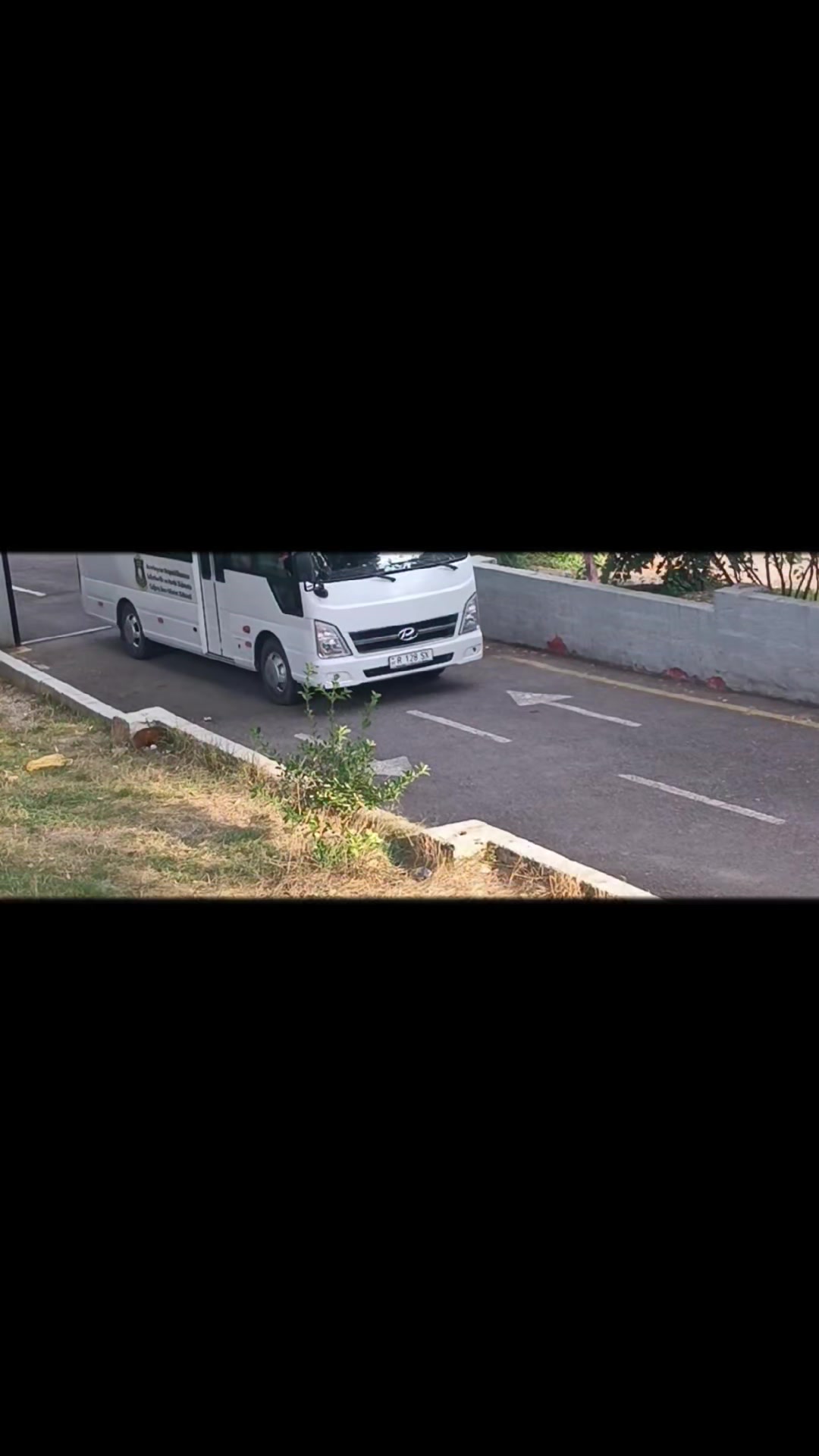 @F....