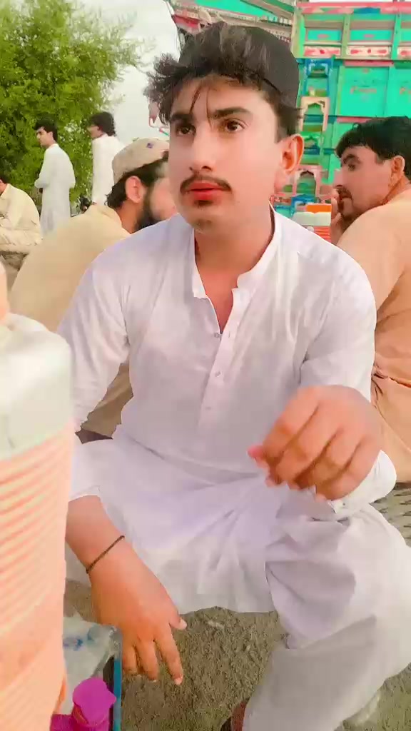 @✓Usman KHAN 🤬👿