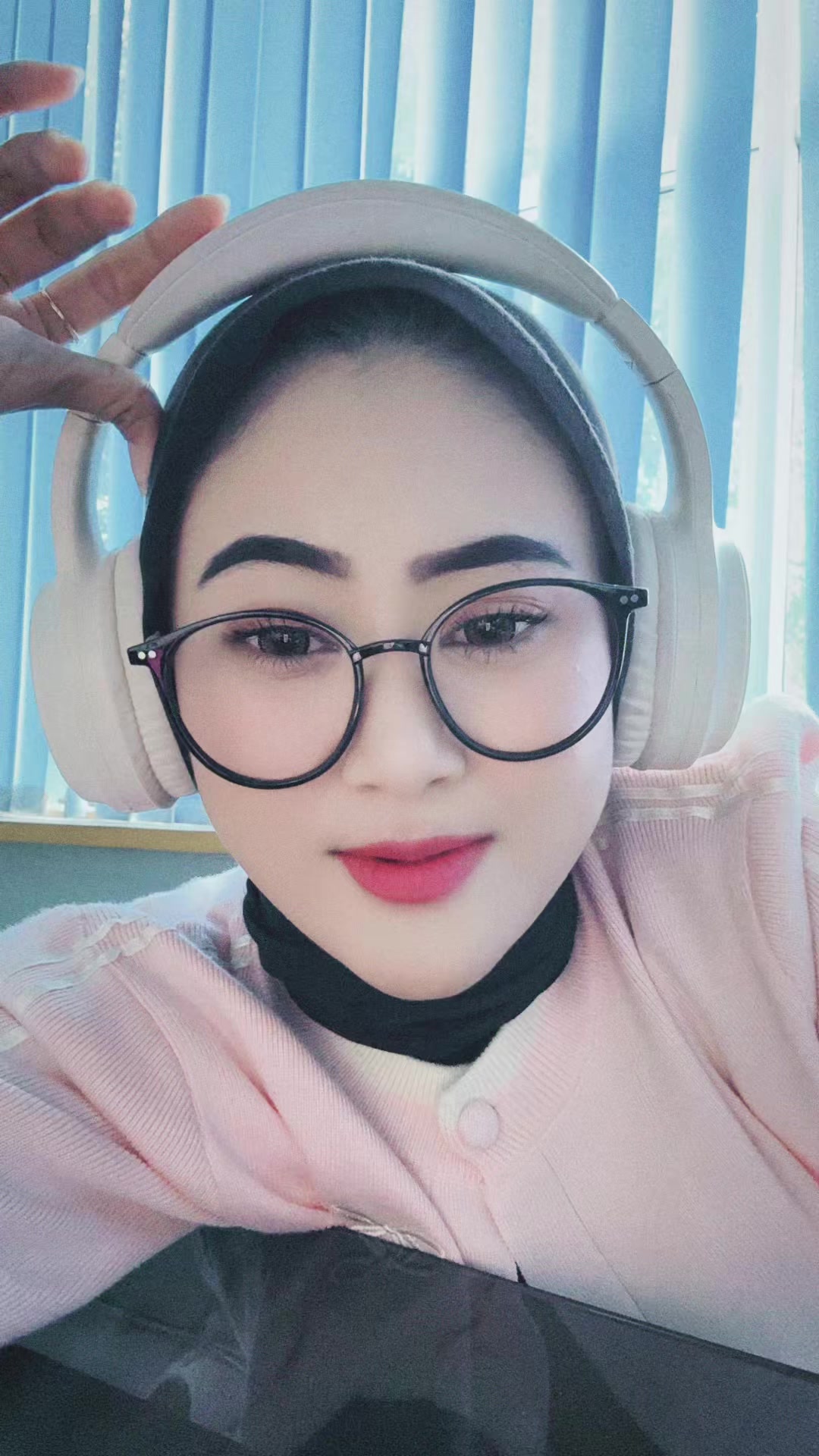 @Nopii.