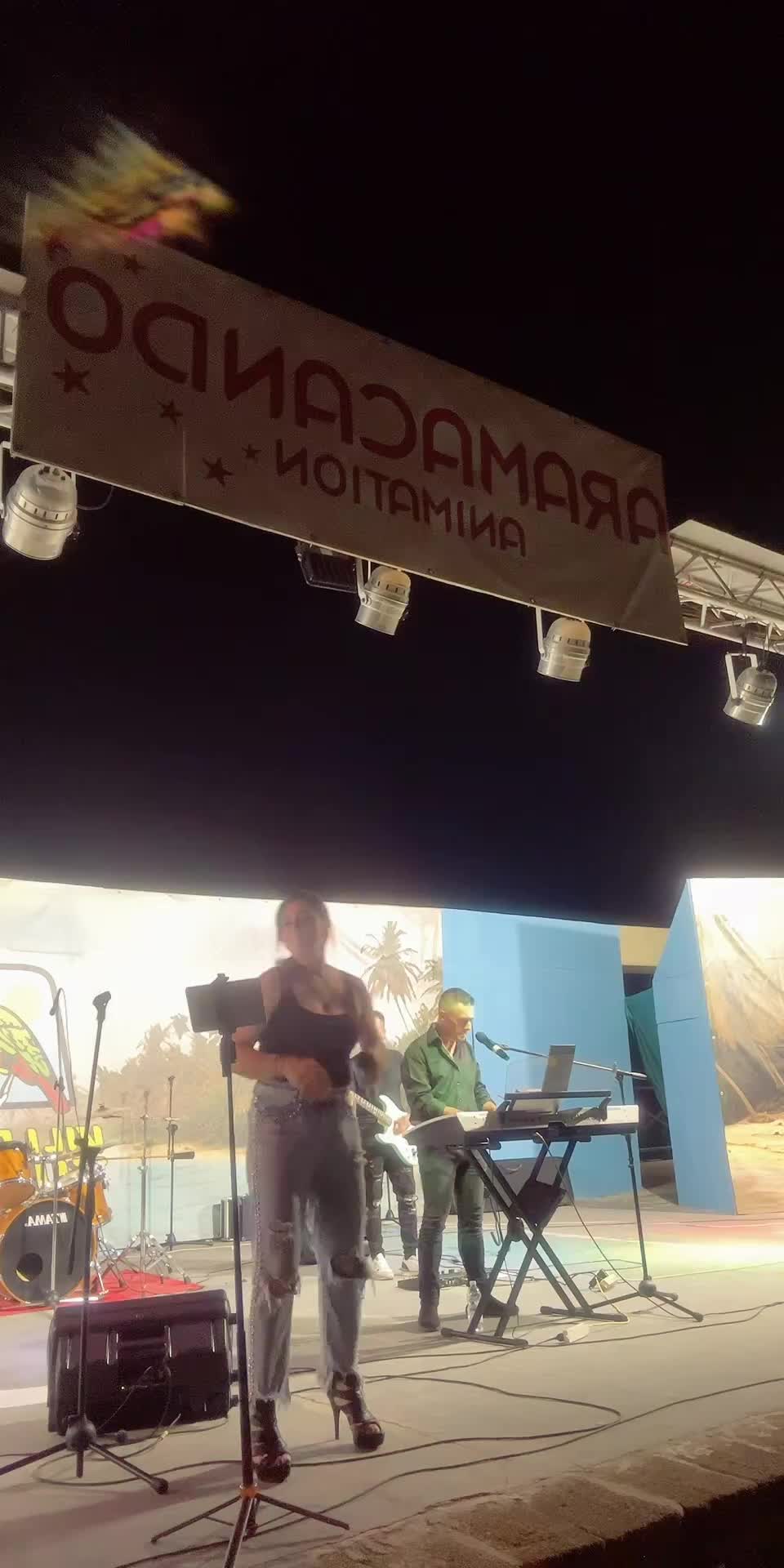 @ladycarmen