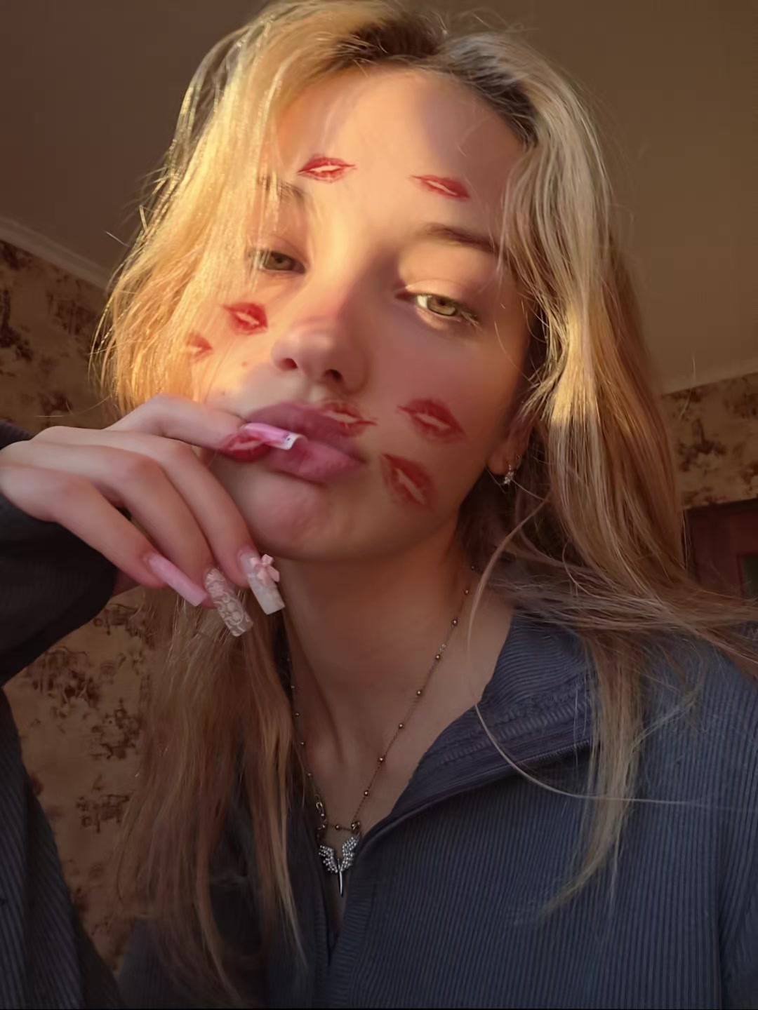 @kisssa