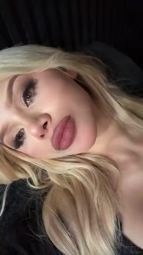 @Gialoverr